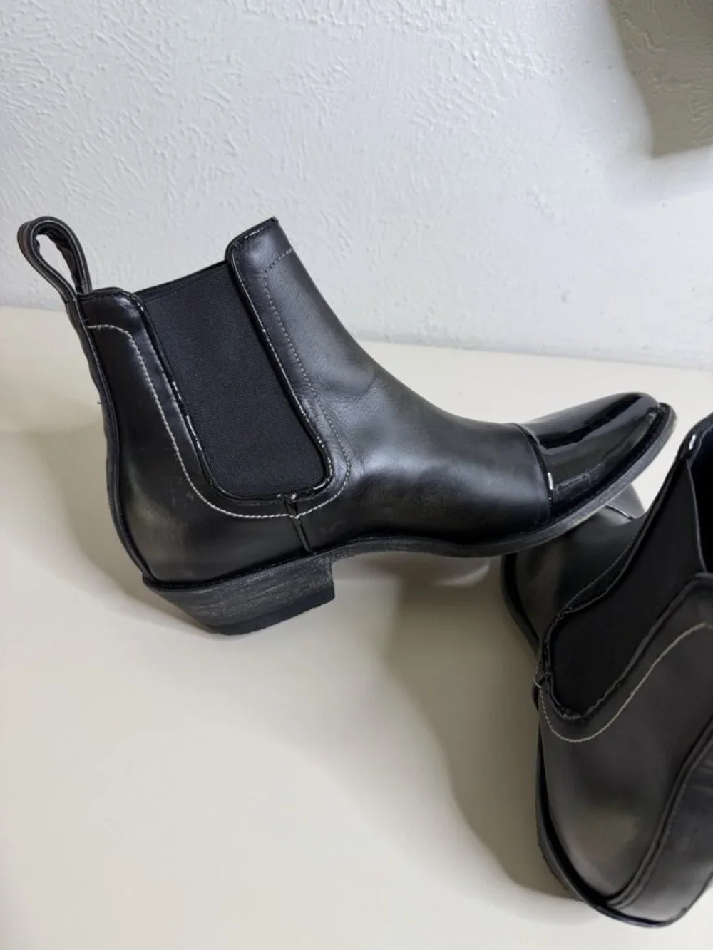 Old Gringo Men 10.5 Western Chelsea Leather Boots Black Patent Cap Toe Unworn